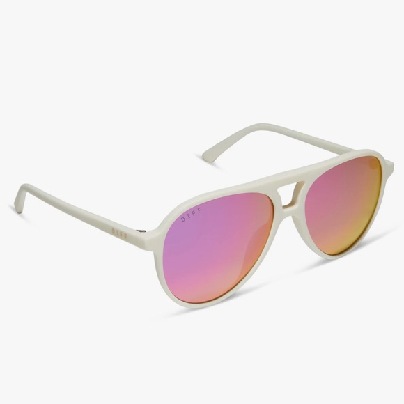 DIFF Tosca II Sunglasses White Frame/Pink Lenses - Picture 6 of 16